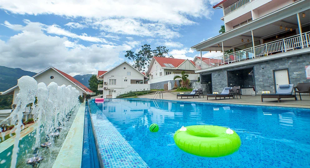 Fog Munnar Resort: Experience the fog like never before!